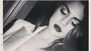 Селена Гомес счупи Instagram с гола снимка