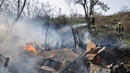 Пожар изпепели дървена постройка над старата поликлиника в Благоевград (СНИМКИ)