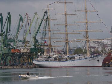 Ветроходи ще се състезават във Варна