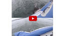 6 метрова бяла акула разпра лодка пълна с хора (ВИДЕО 18+)