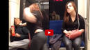 Ненормалница пребива случаен мъж в метрото (ВИДЕО 18+)