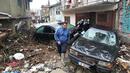 Събарят опасните сгради във Варна, над 450 души са евакуирани