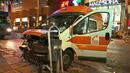 Линейка с пациент катастрофира в София