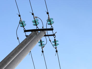 ДКЕВР: Няма да има повторно поскъпване на тока от 1 октомври