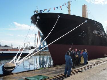 Три кораба пуска на вода варненската корабостроителница до 2012 г.