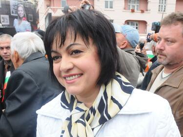 Корнелия Нинова: Вярвам, че Михаил Миков ще обедини БСП