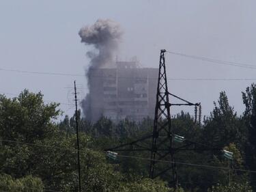 Украинските сили продължават обстрела на Донецк