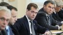 Русия в шок: В блога на Медведев се яви новина за оставката му