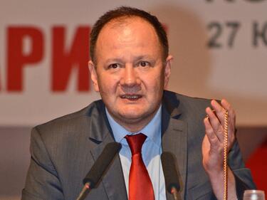 Миков: Готви се коалиция между ГЕРБ и ДПС