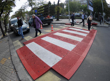 Стара Загора се забърза за 15 септември - обновява пешеходни пътеки