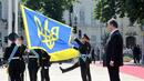 Украйна празнува независимостта си - в Донецк насилието продължава 