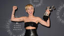 Кои звезди грабнаха статуетките на музикалните MTV награди? 