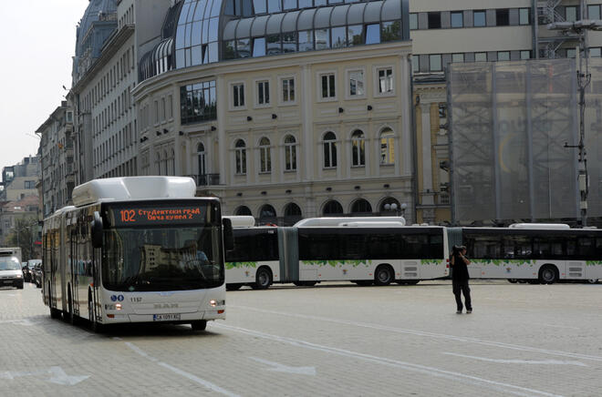 Край на мизерния градски транспорт. Нови автобуси тръгват по софийските улици