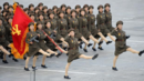 12 безумни военни униформи от цял свят