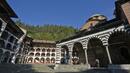 В София ще подобряват достъпа до 40 манастира около града