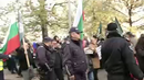Протест срещу пенсионната реформа под прозорците на депутатите 