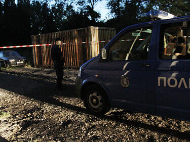 Телата на клошар и дете бяха намерени в изоставена сграда край Равда