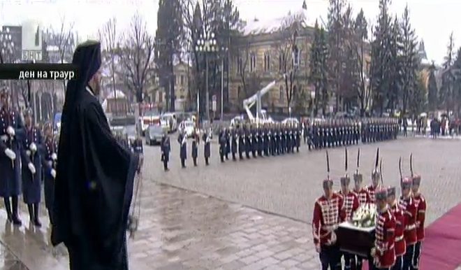 Сбогом и поклон, доктор Желев!