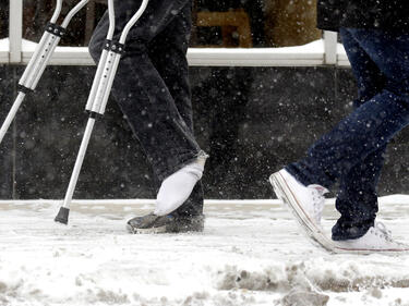 150 души с травми от падания, в София глобяват наред за непочистен сняг