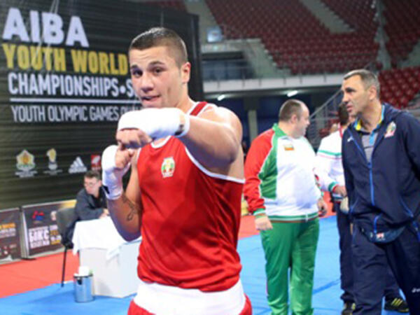 Благой Найденов нокаутиран в дебюта си в професионалния бокс