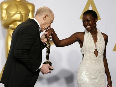 Откраднаха роклята, с която Лупита Нионго беше на церемонията за наградите Оскар 