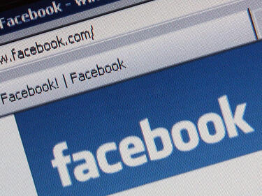 Европейската комисия призова да закрием профилите си във Facebook