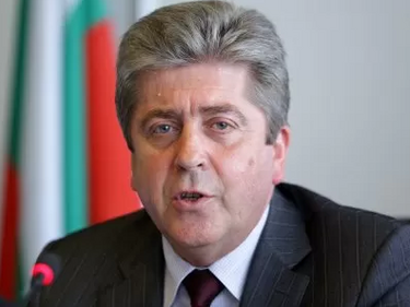 Георги Първанов: Двама министри дърпат кабинета надолу