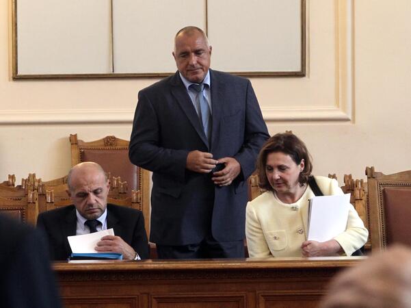 До година-две влизаме в натовски стандарт