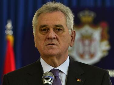 Сръбският президент: Кой знае какво им правят на бежанците в страната членка на ЕС България
