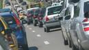 Трафикът се засили! 150 000 коли се връщат в София