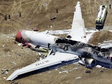 Взривно устройство е най-вероятната причина за свалянето на руския самолет
