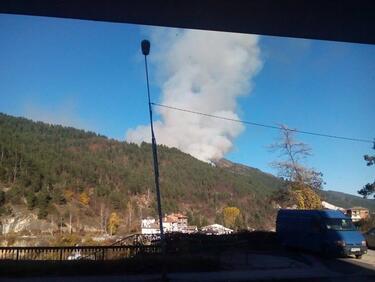 Образувано е досъдебно производство за пожара над Смолян