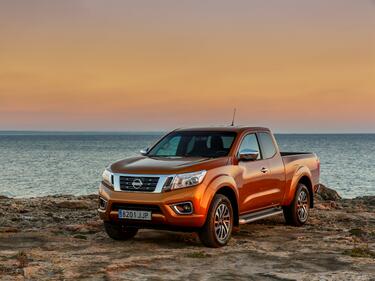 Nissan Navara стана пикап на 2016 г.