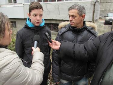 Исаак и баща му Емил