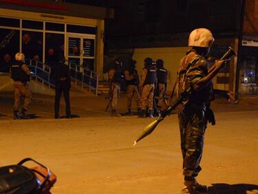 27 жертви и 33 жертви след терористичната атака Буркина Фасо (Обзор)