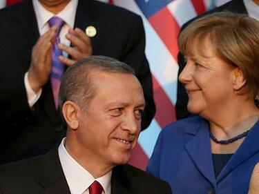 Това ще задоволи Турция! Не пускат кюрдите на преговорите за Сирия