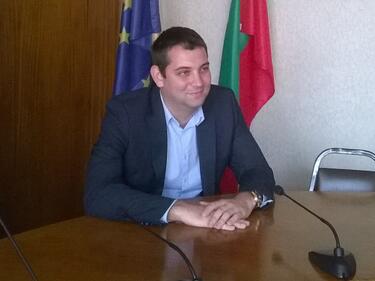 Димитър Делчев: Кунева има воля да вдигне темпа на реформи в образованието