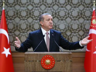 ЕК: Турция постигна значителен напредък по пътя за отпадане на визите