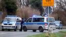 Двама загинали при стрелба в болница в германския град Кьолн