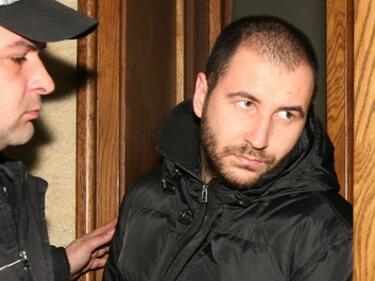 Полиция и данъчни обискират офисите на Ториното
