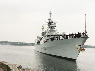 Нов кораб на НАТО влезе в Черно море