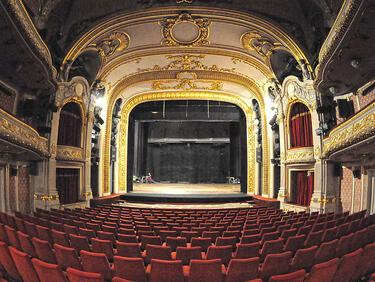 Драматичните театри ще вземат най-малко пари от държавата