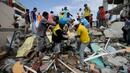 570 достигнаха жертвите на опустошителното земетресение в Еквадор
