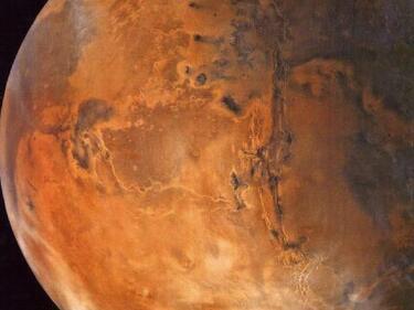 Китай изпраща марсоход на Червената планета