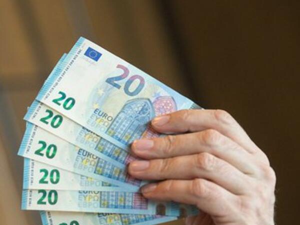 Уникални сме! Българи печатат фалшиви пари без аналог