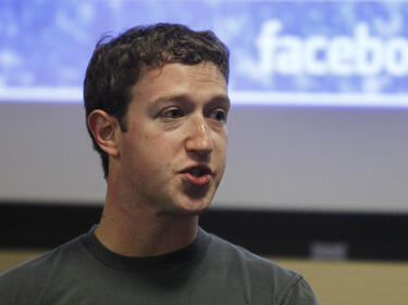 Facebook ще направи и музиката „социална“