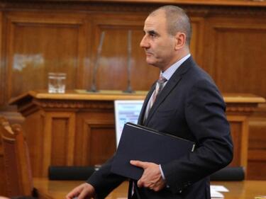 Цветанов: Бъчварова полага максимални усилия