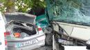Автобус на градския транспорт в Пловдив помля пет коли