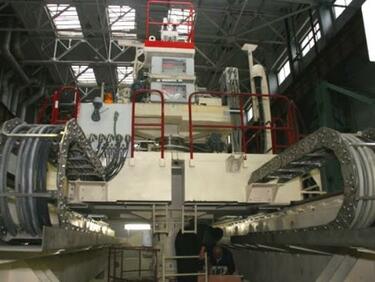 В Ростовската АЕЦ започна въвеждане в експлоатация на машината за презареждане с гориво