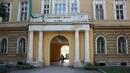 Прокуратурата разследва за корупция бившия ректор на Медицинския университет